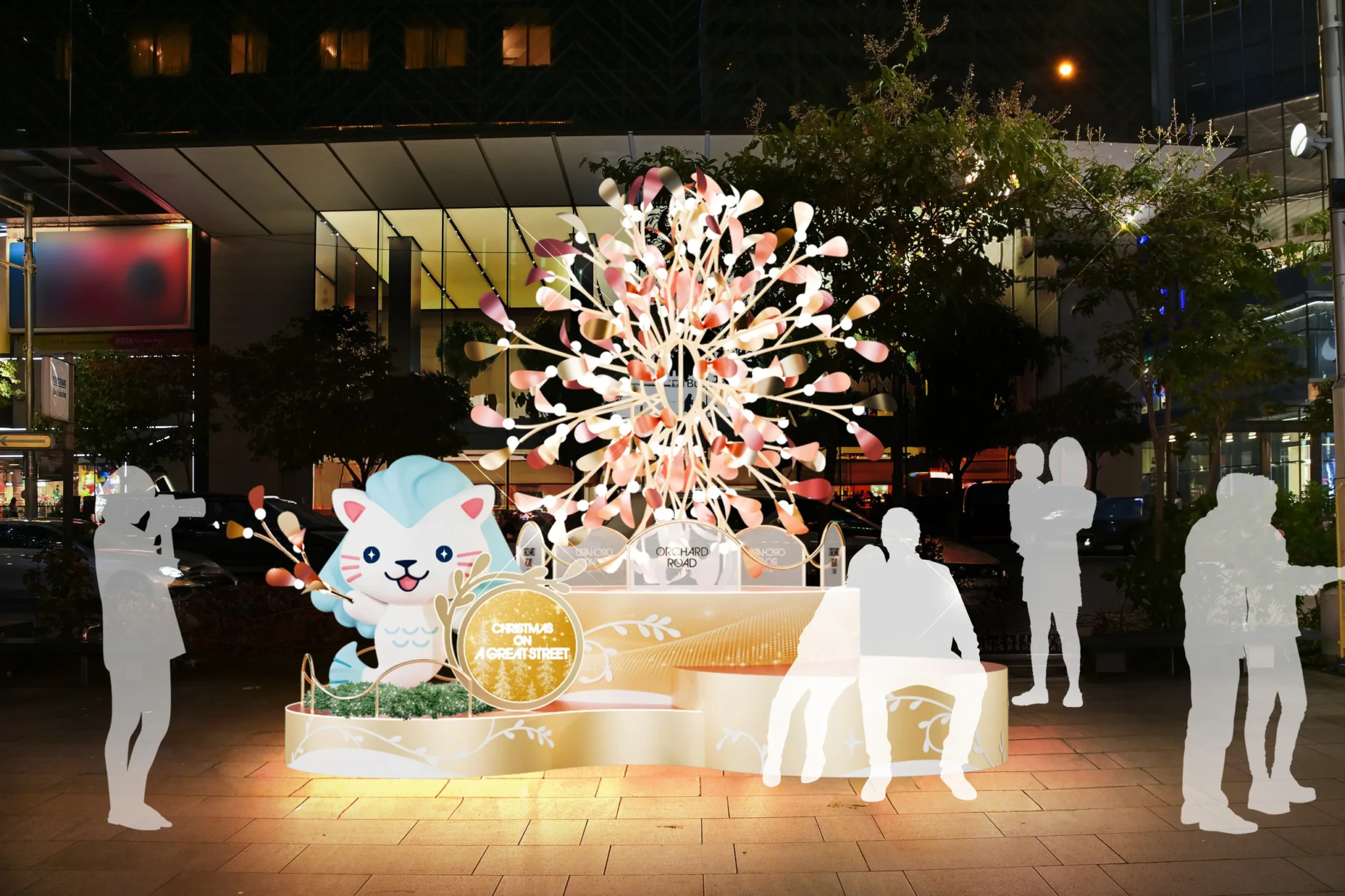 The gold mistletoe set piece on Orchard Road